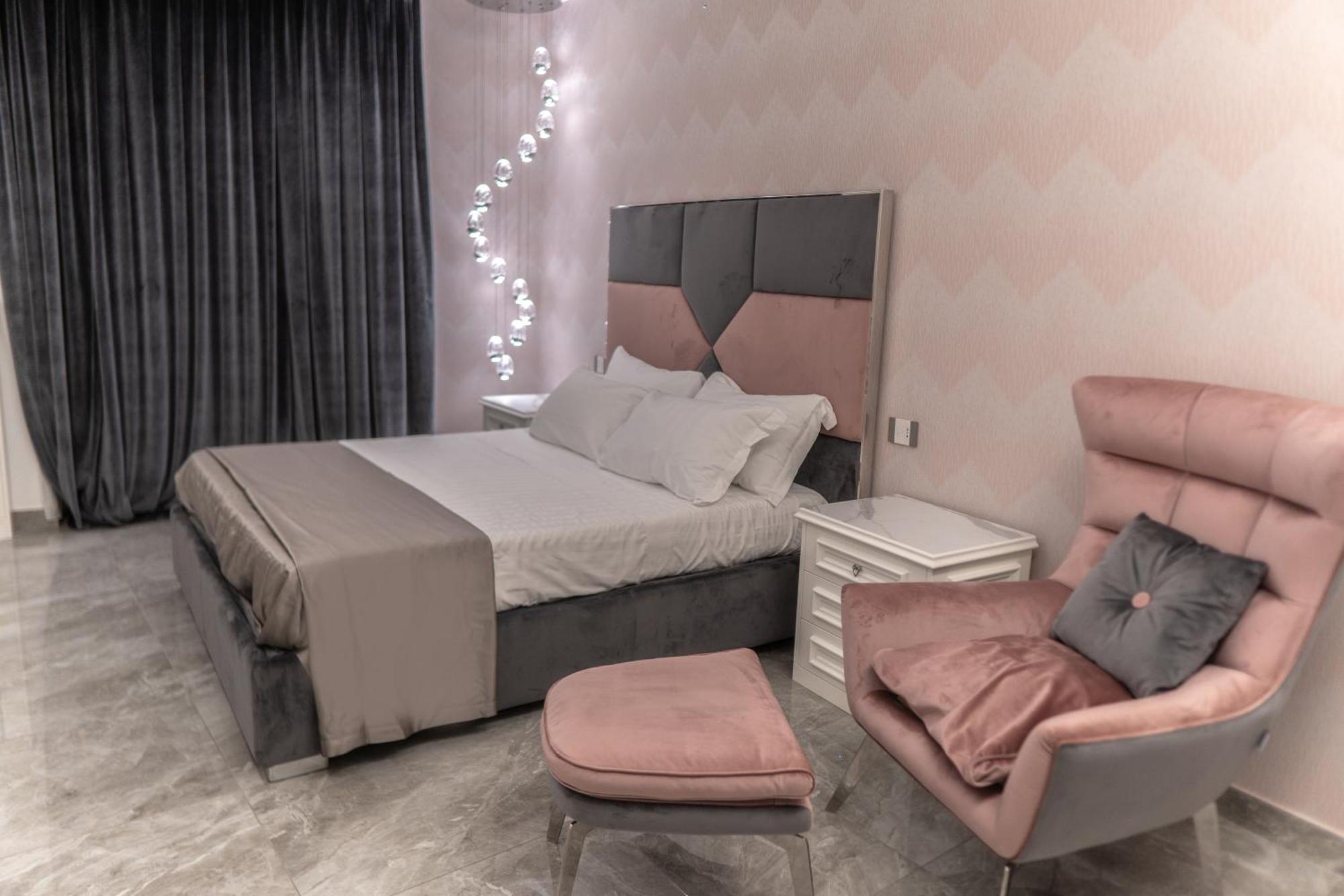 Suite D'Elite Chiaia Naples Exterior photo