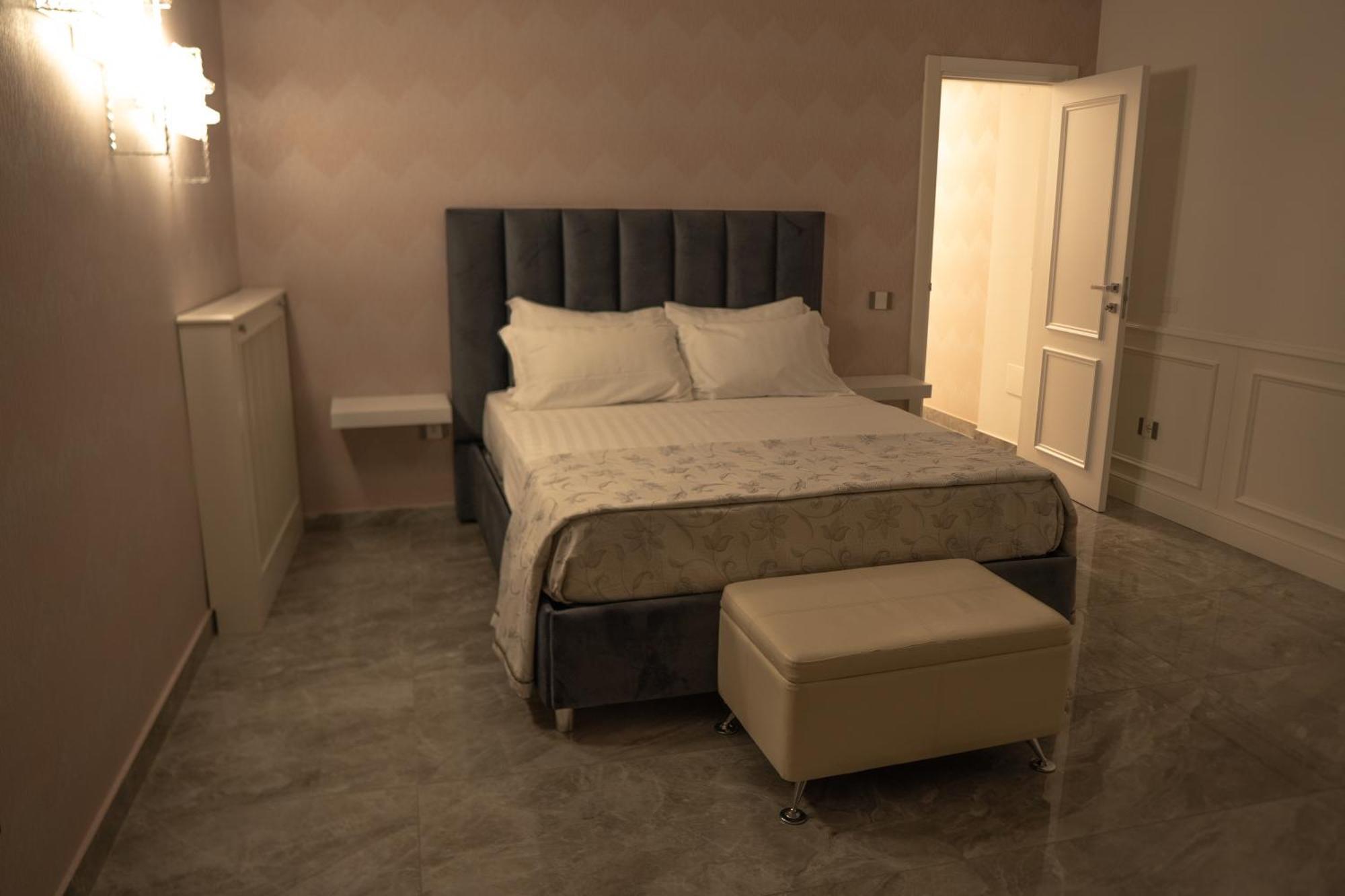 Suite D'Elite Chiaia Naples Exterior photo